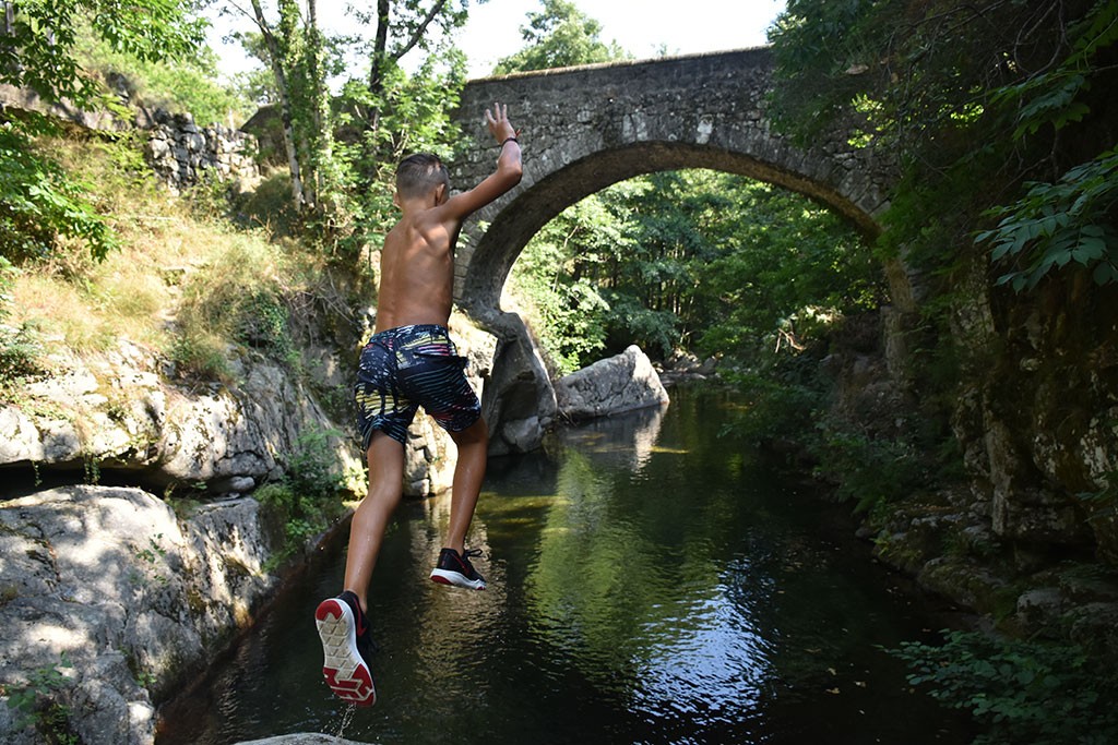 Baignade en rivière